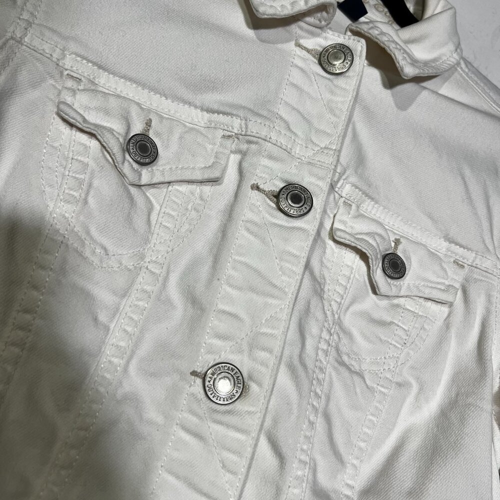 American Eagle Strigid Denim Jacket Cropped White Size Small Silver Button - Picture 4 of 10